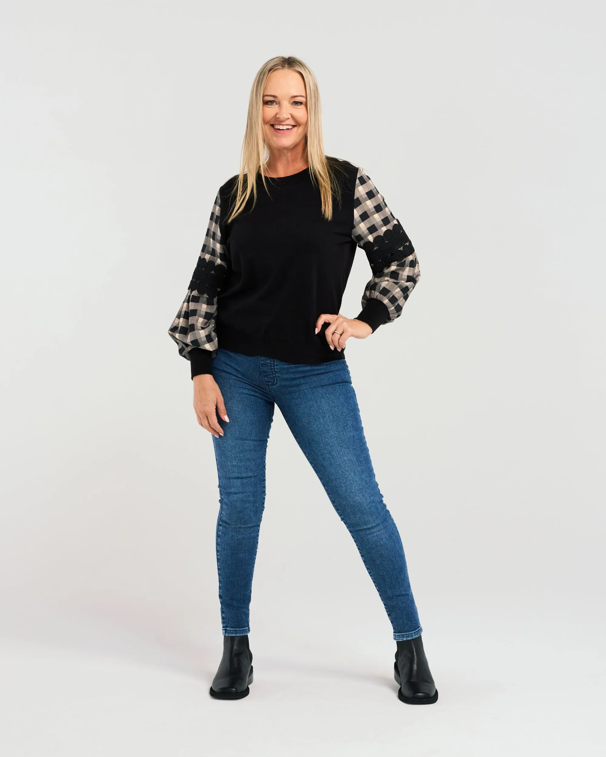 Zafina - Lilith Top -  Z2040-1 - Black Square